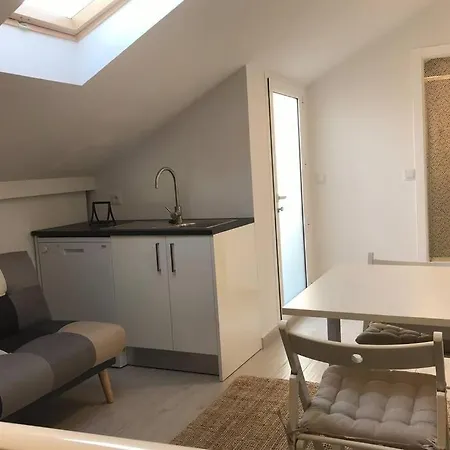 Apartment Cozy With A Terrace In The Heart Nazaré